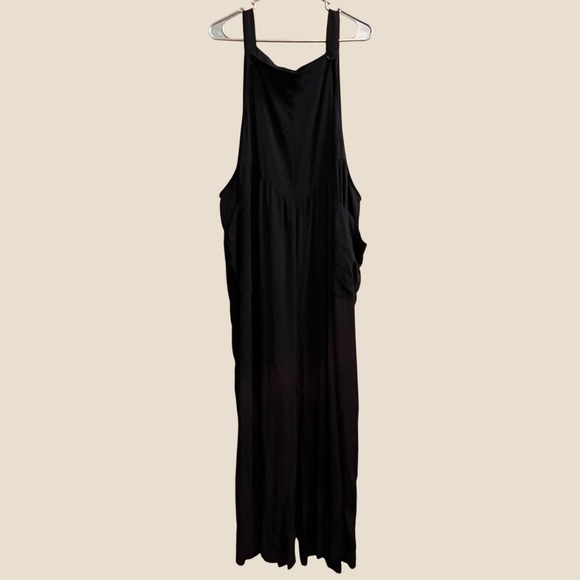torrid Pants - Torrid Jumpsuit Womens 3 Black Harem Wide Leg Adjustable Straps Pockets Relaxed